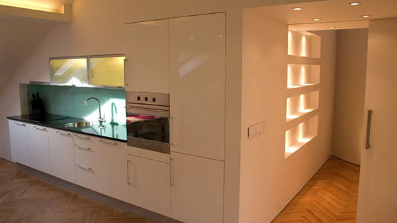 Půdní vestavba bytu, Na Celné, Praha 5.